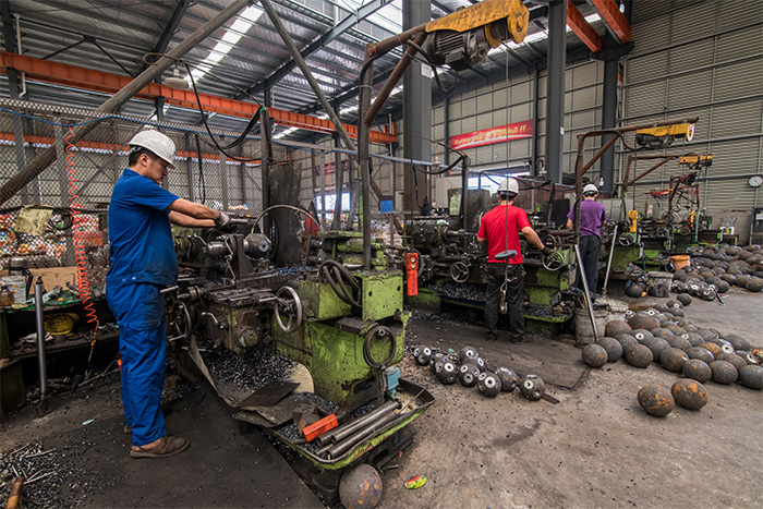 临安网架配件车间